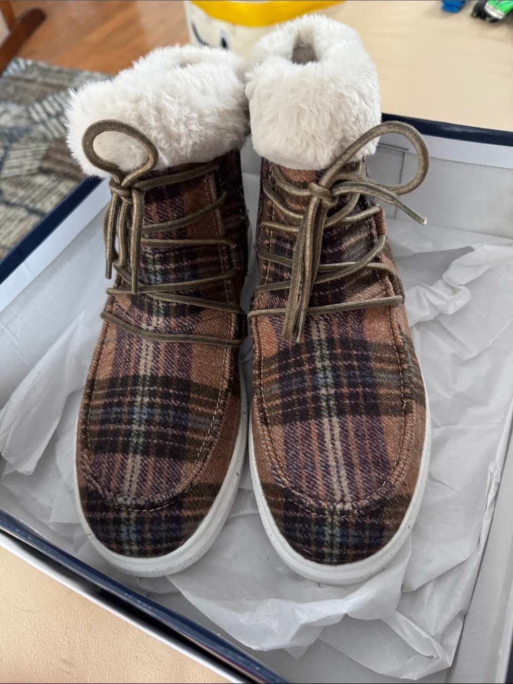 Romika Plaid Faux Fur Collar Lace-Up Ankle Boots in Brown